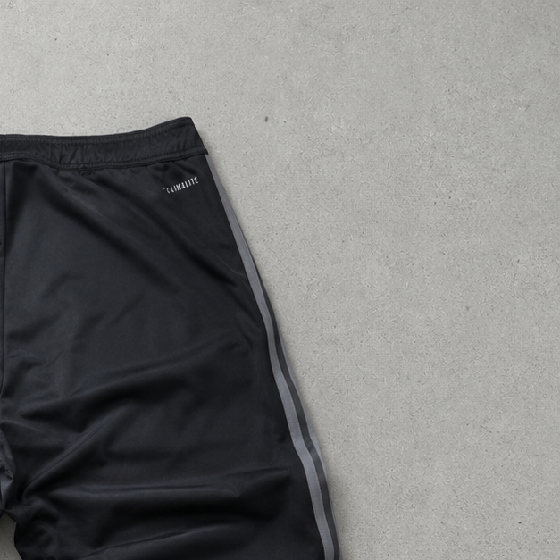 Adidas Track Pants Schwarz Rare (Size M) Stitched Logo