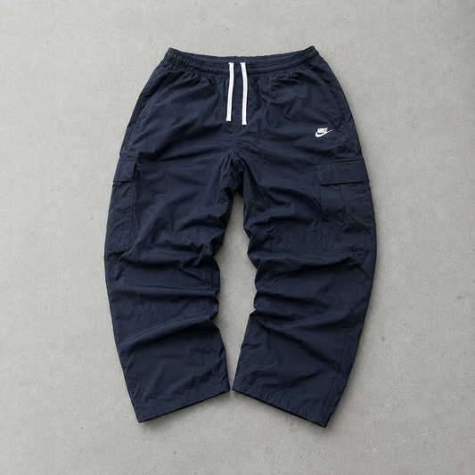 Nike Cargo Pants Schwarz Limited (Size L)