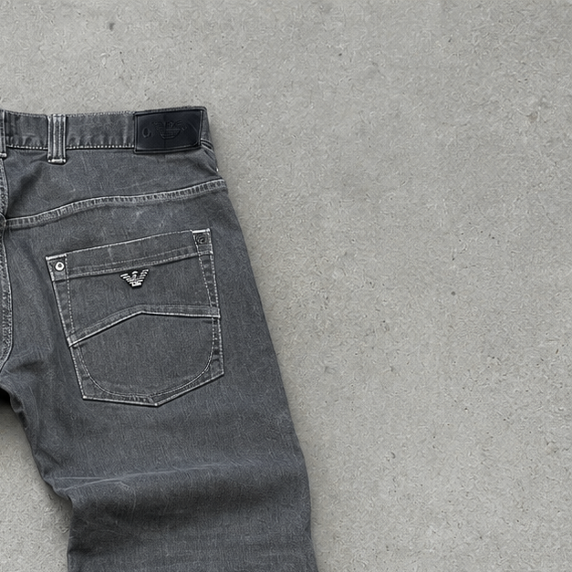Jean Armani Jeans gris en édition limitée (W32 / DE 48)
