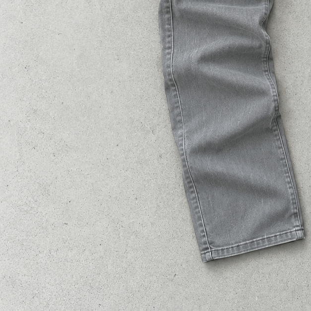 Armani Jeans Grau Limited (W32 / DE 48)