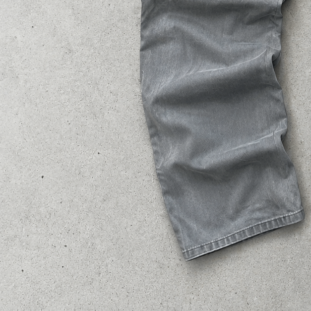 Armani Jeans Grau Limited (W32 / DE 48)