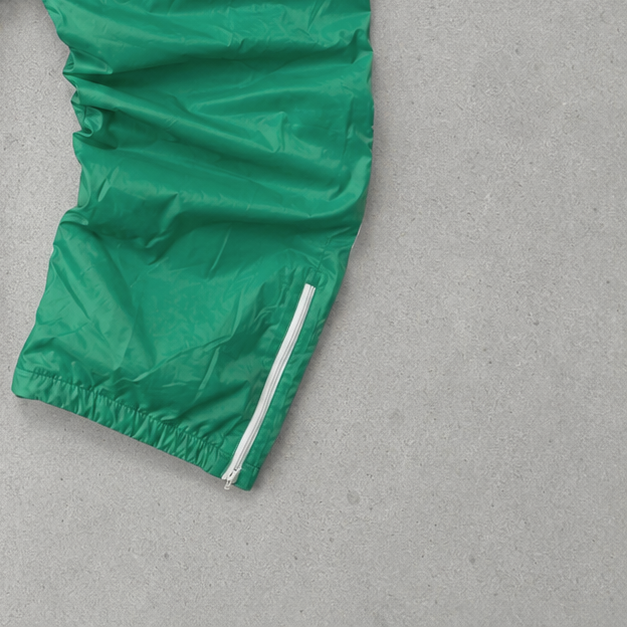 Nike Track Pants Grün Rare (Size M)