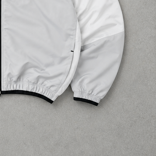 Nike Jacket Weiß Limited (Size M)