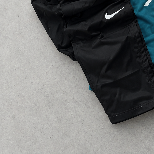 Liverpool Nike Tracksuit Black Rare (L)