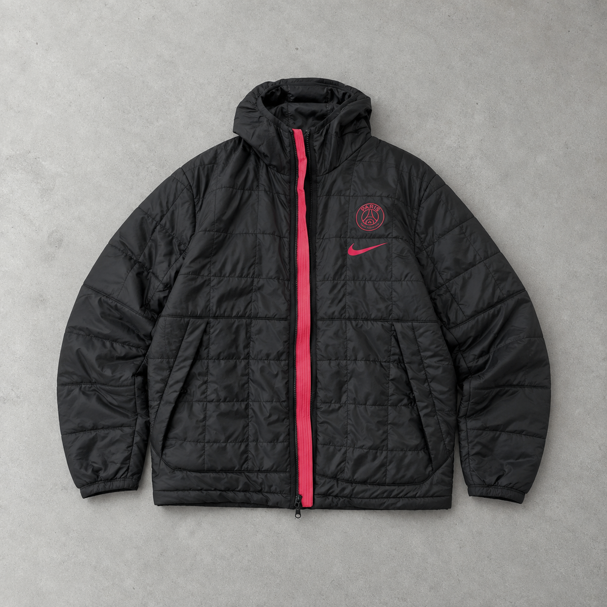 Paris Saint-Germain Nike Pufferjacke Schwarz limitiert (L)