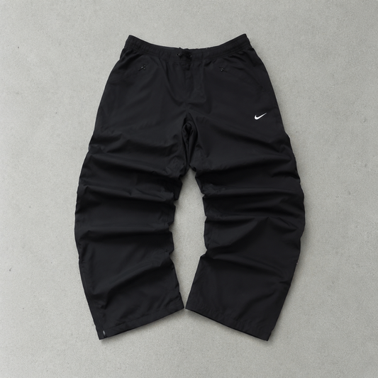 Nike Pants Schwarz Limited (M)