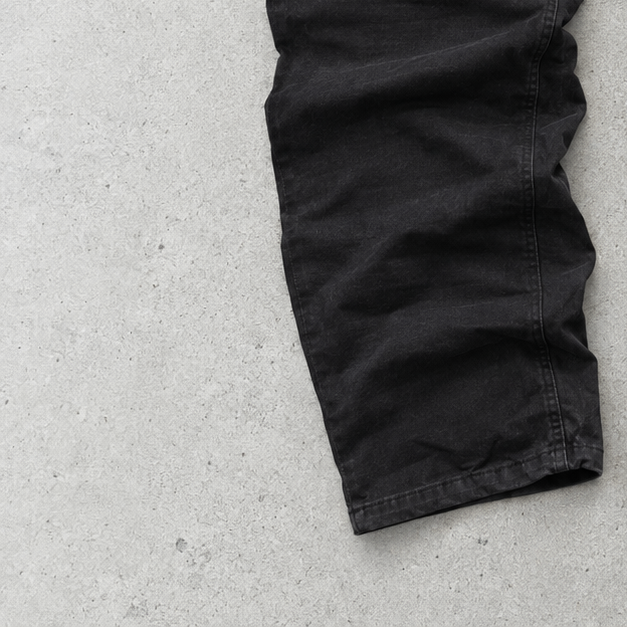 USA années 90 Armani Jeans Jean Noir Édition Limitée (W38 / DE 54)