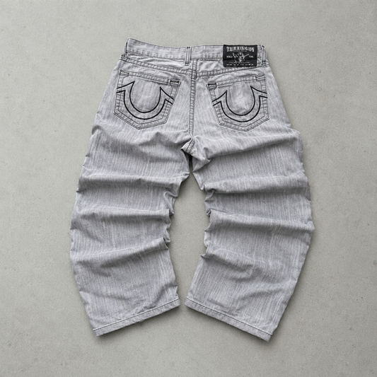 True Religion Jeans Grau Rare (M)