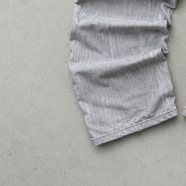 True Religion Jeans Grau Rare (M)