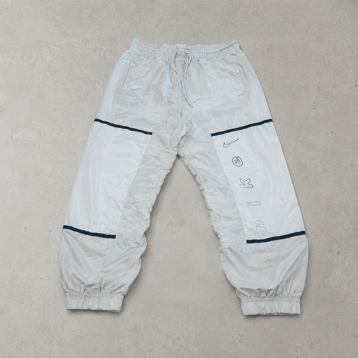 Y2K Nike Track Pants Weiß Limited (M)