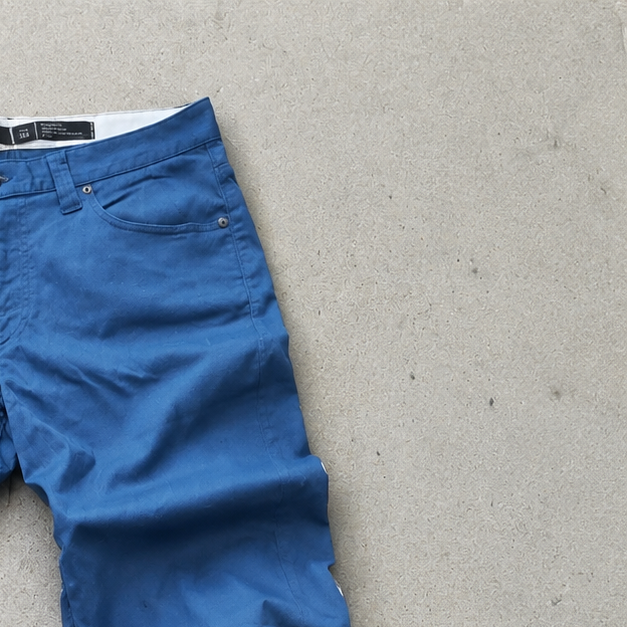 Y2K Armani Jeans Marineblau Rare (W33 | DE 48)