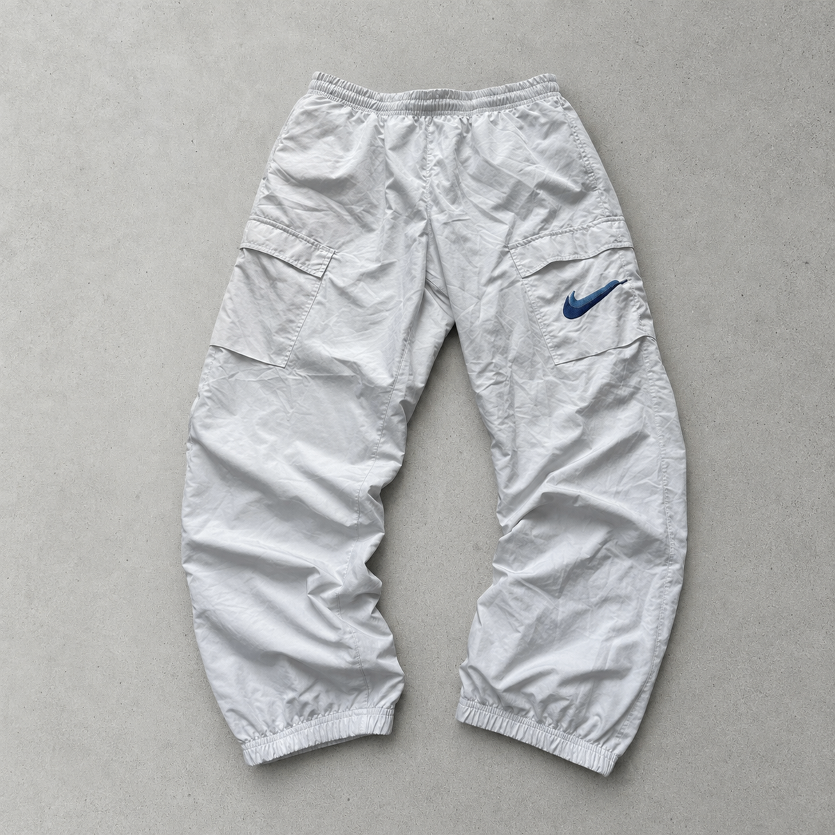Nike Track Pants Weiß Limited (Size L)