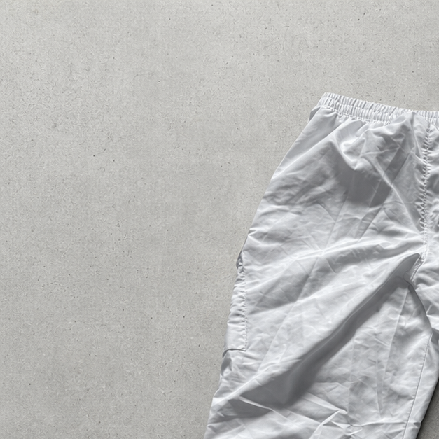 Nike Track Pants Weiß Limited (Size L)