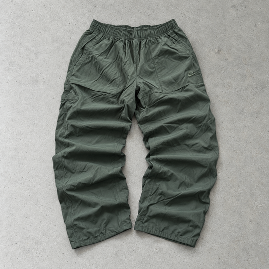 Nike Track Pants Dunkelgrün Rare (M)