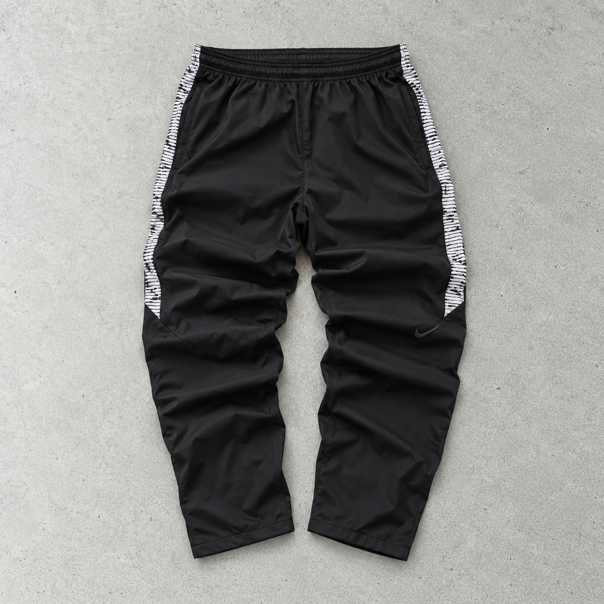 Nike Track Pants Schwarz Limited (M)