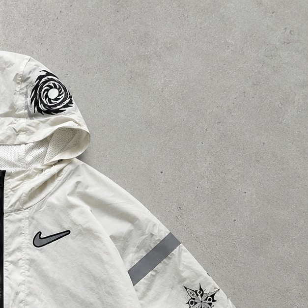 Nike Jacket White, Black Limited (M)