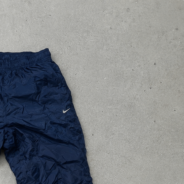 Pantalon de survêtement Nike années 90 bleu marine limité (M)