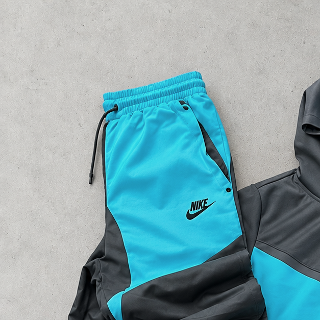 Nike Tracksuit Turquoise Rare (S)