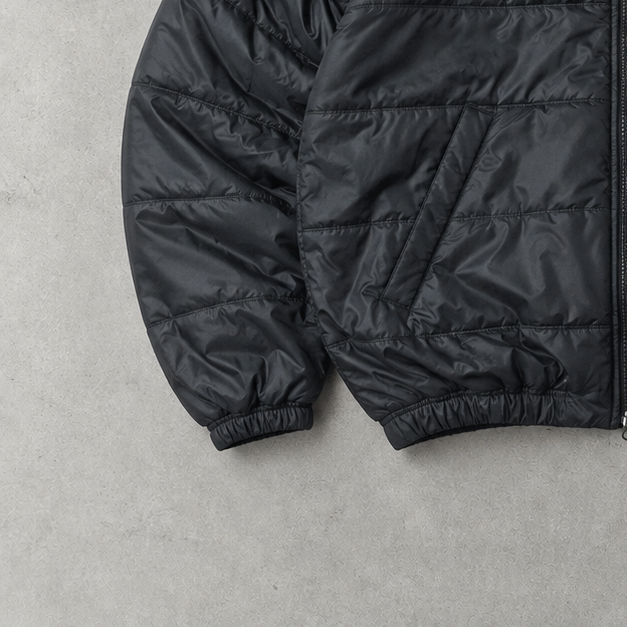 Liverpool Nike Puffer Jacket Schwarz Rare (Size S)