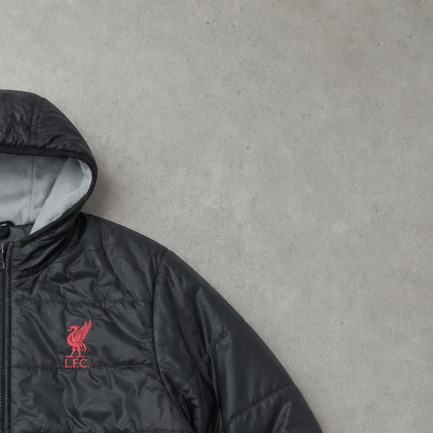 Liverpool Nike Puffer Jacket Schwarz Rare (Size S)
