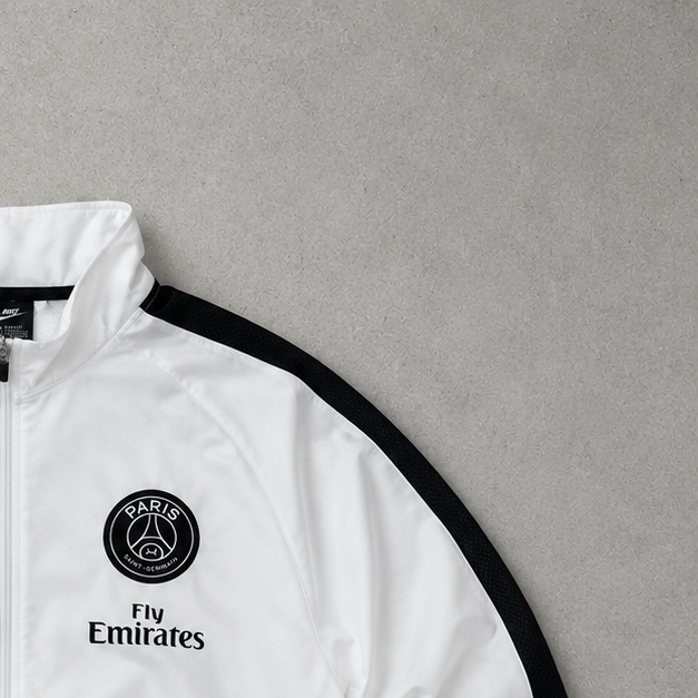 PSG Nike Track Jacket Weiß Limited (Size M)