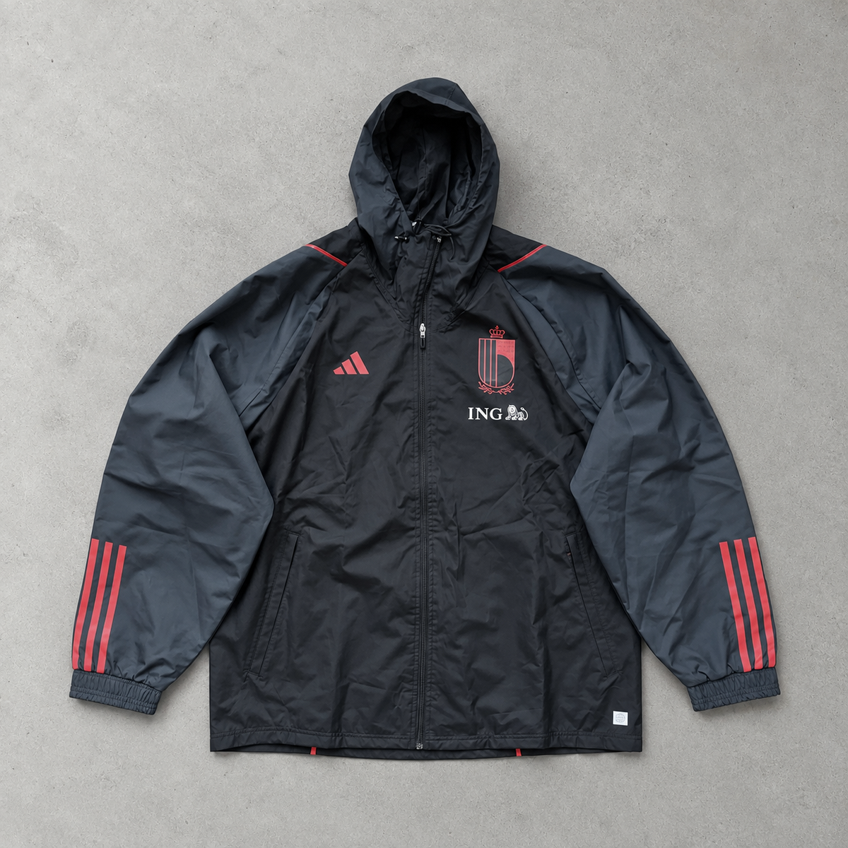 Red Devils Adidas Regenjacke Schwarz / Rot Rar (XL)