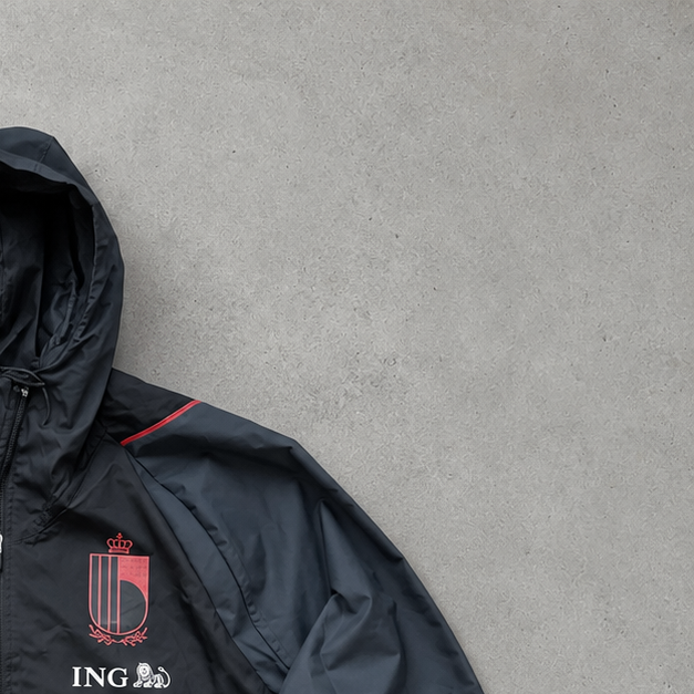 Red Devils Adidas Regenjacke Schwarz / Rot Rar (XL)