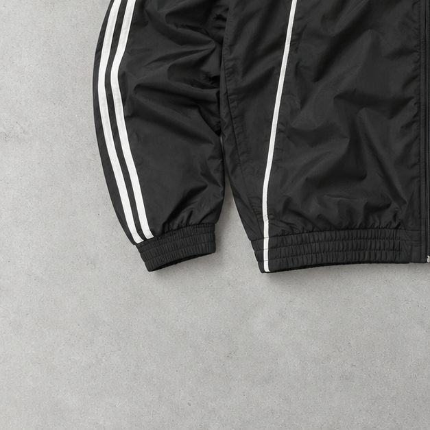 Adidas Jacke Schwarz limitiert (XL) gesticktes Logo