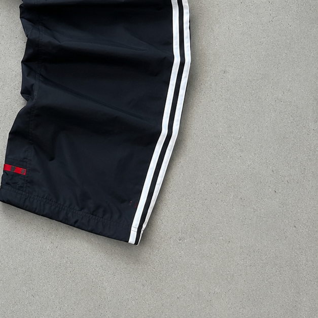 Adidas Pants Schwarz, Rot Rare (S)