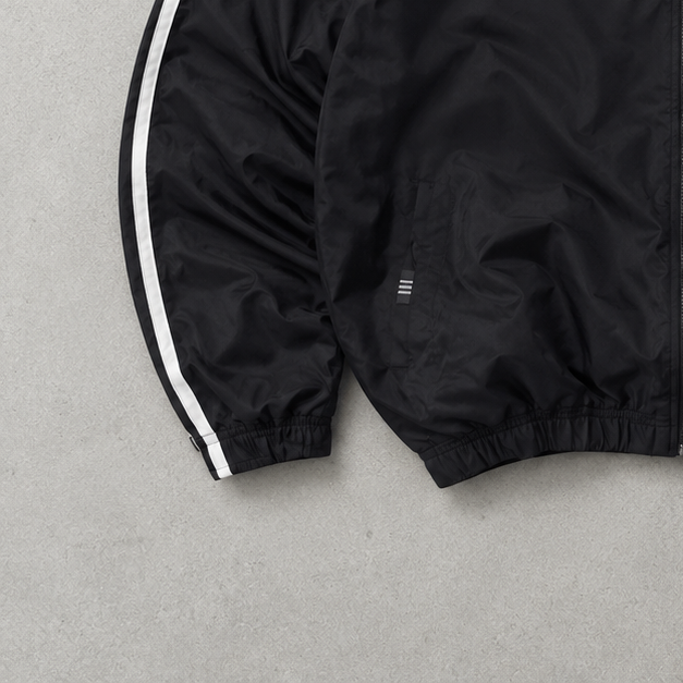 90s Adidas Windbreaker Schwarz Limited Stitched Logo (Size L)