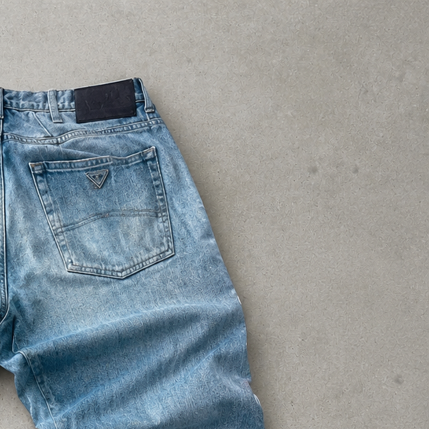 90s Y2K Armani Jeans Hellblau, Blau Limited (W29 | DE 44)