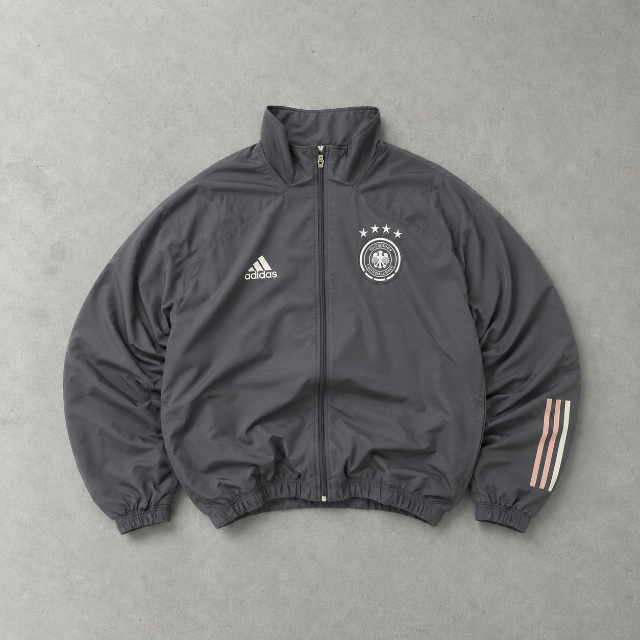 2018-2020 Adidas Jacket Grau Rare (Size XL)