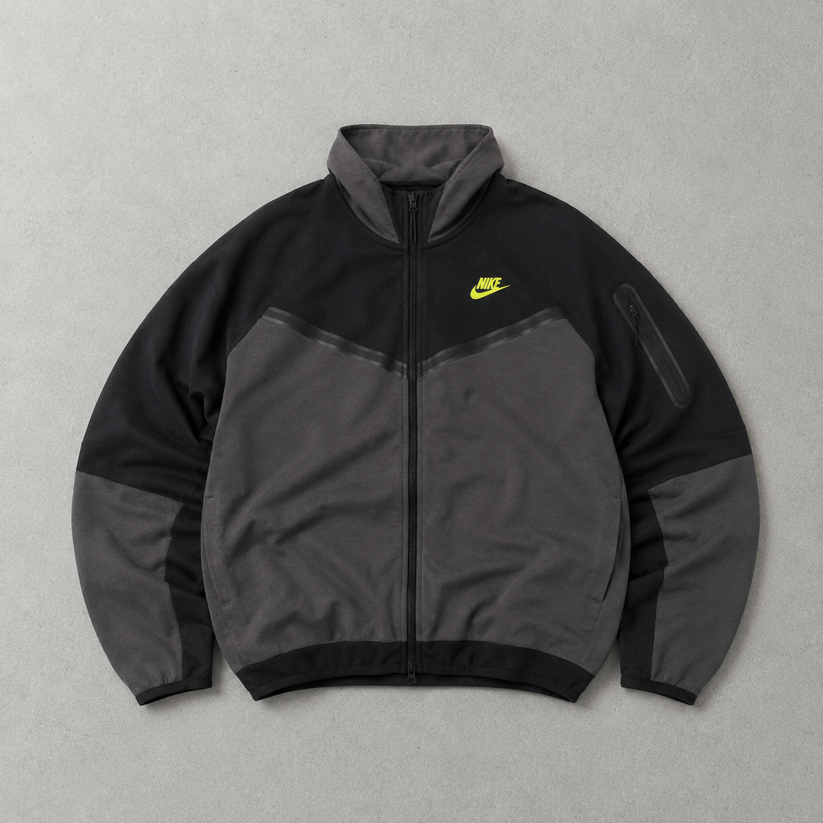Nike Tech Fleece Jacket Schwarz Limited (Size M)