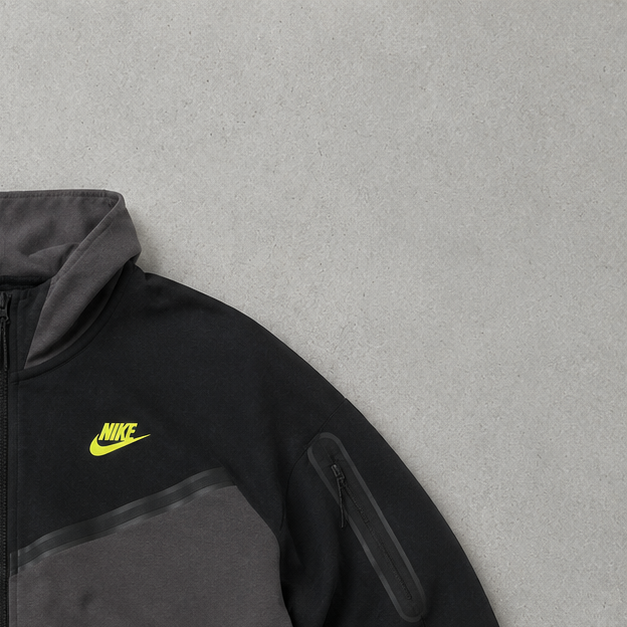 Nike Tech Fleece Jacket Schwarz Limited (Size M)