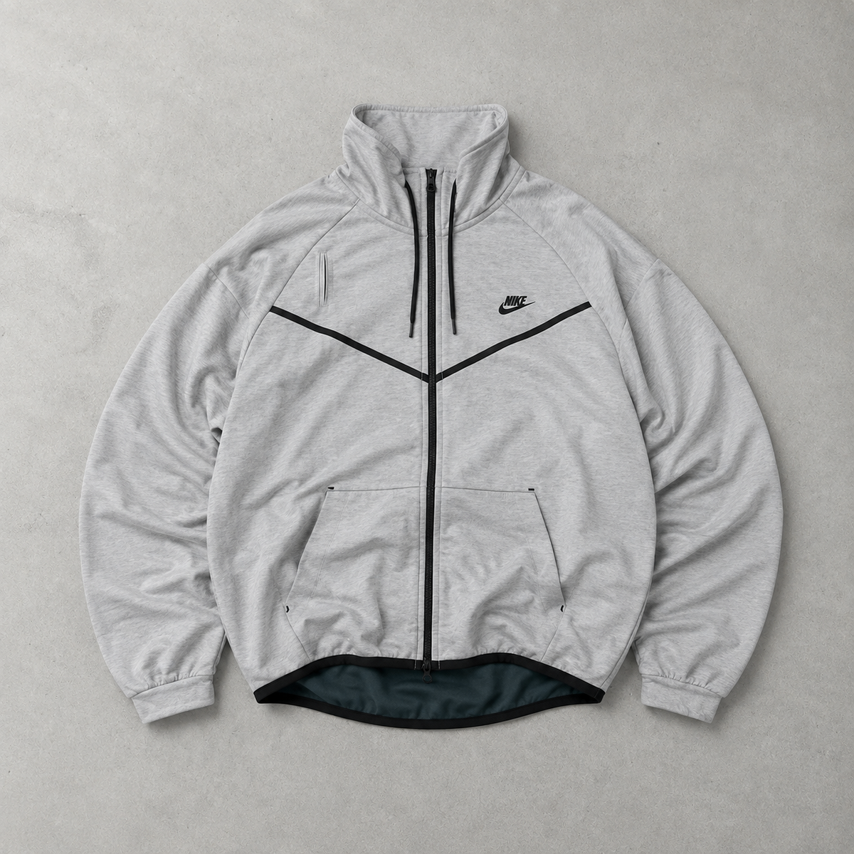 Veste Nike Tech Fleece grise édition limitée (Taille M)