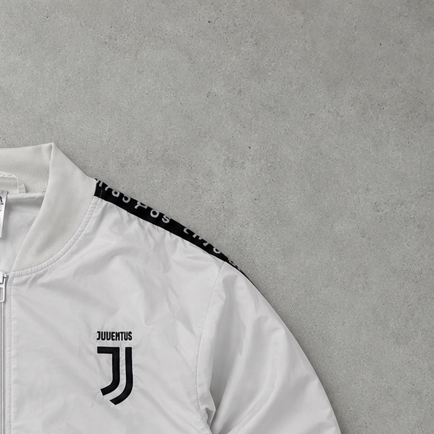Juventus Adidas Bomber Jacket White / Black Limited (XL)