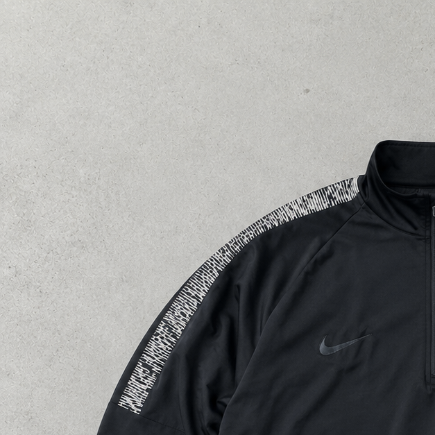 Nike Sweatshirt Schwarz Rare (Size M)