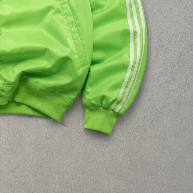 Adidas Streetwear Piece Grün Limited (L) Stitched Logo