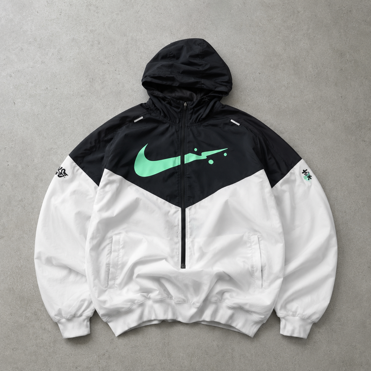 Nike Jacket Black, White Limited (S)