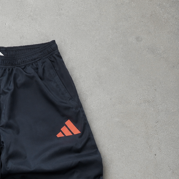 FC Bayern Munich Adidas Track Pants Grau, Korallenrot Rare (Size M)