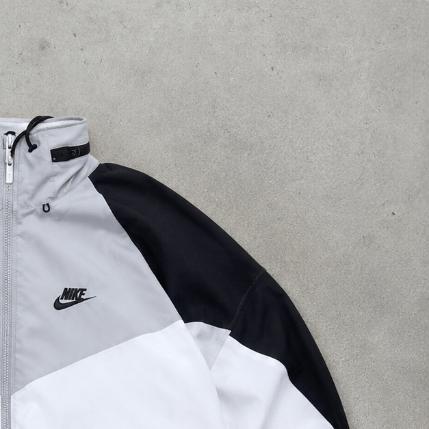 Nike Jacket White, Grey Limited (S)