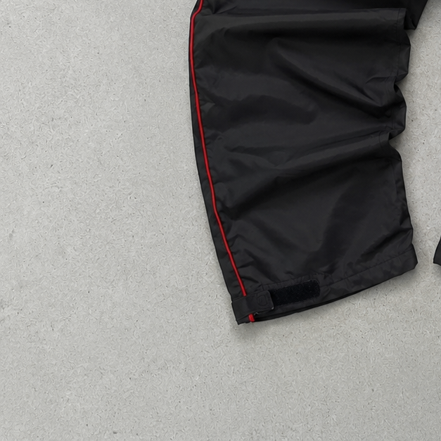 Nike Total 90 Trainingshose Rot / Schwarz limitiert (M)