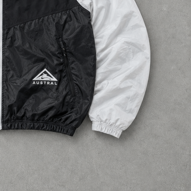 Nike Jacket Weiß Limited (Size L)