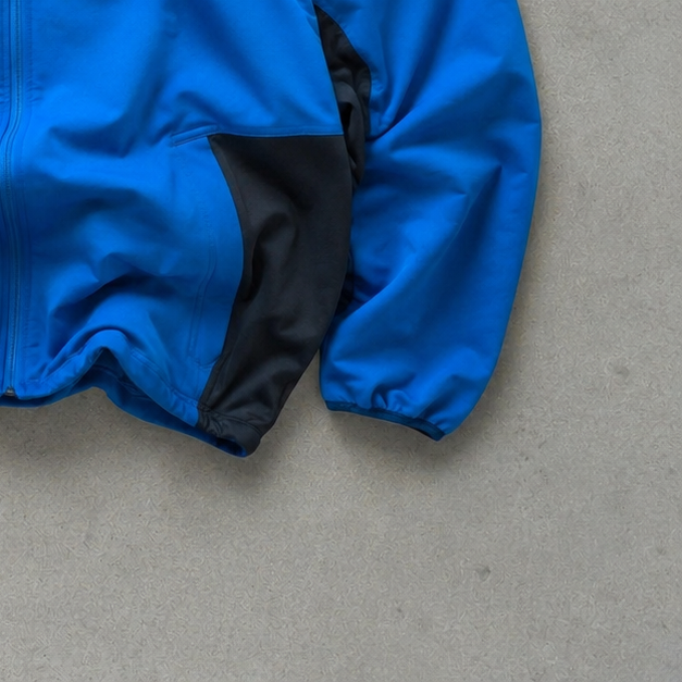 Under Armour Jacket Blue / Black Rare (M)