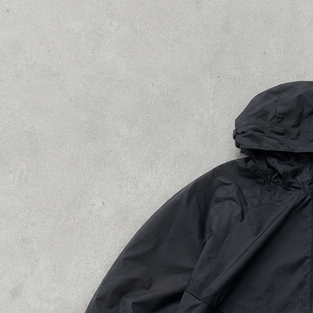 Nike Jacket Black Rare (Size L)