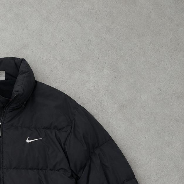 Y2K Nike Puffer Jacket Black Rare (S)