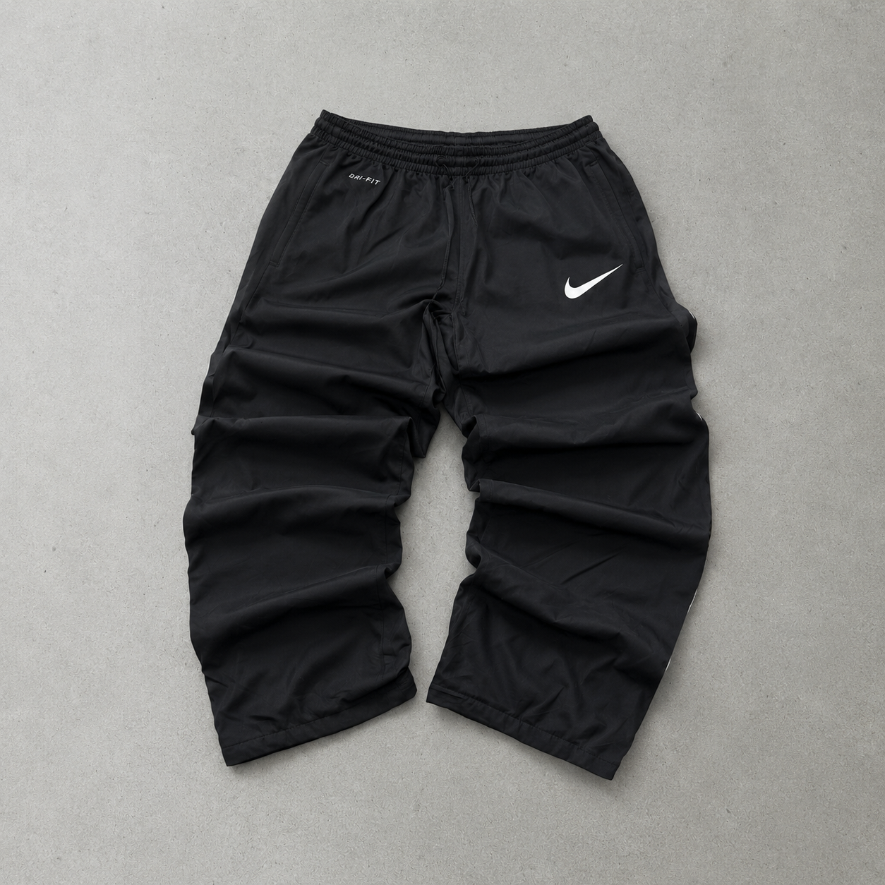Nike Track Pants Schwarz Limited (S)