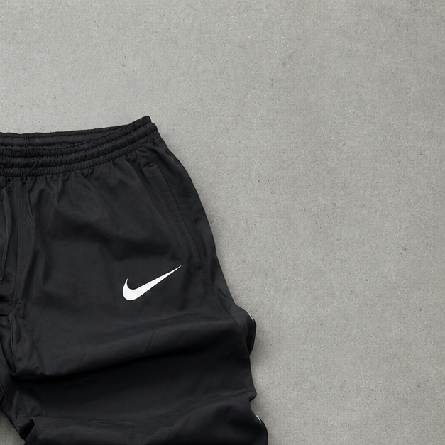 Nike Track Pants Schwarz Limited (S)