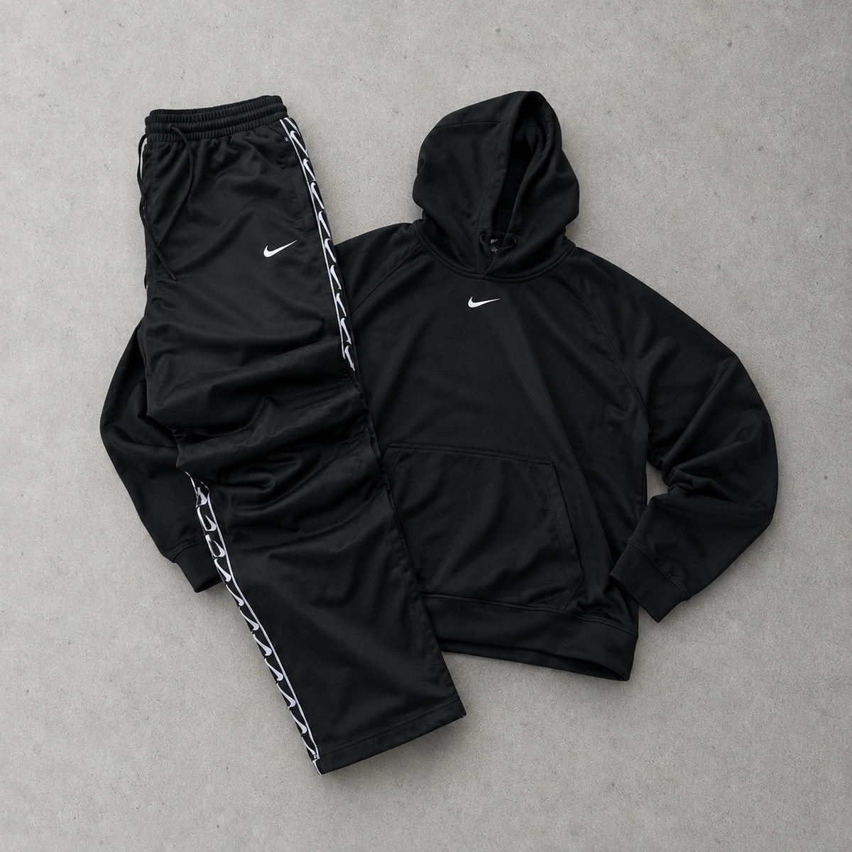 Nike Tracksuit Black Rare (M)