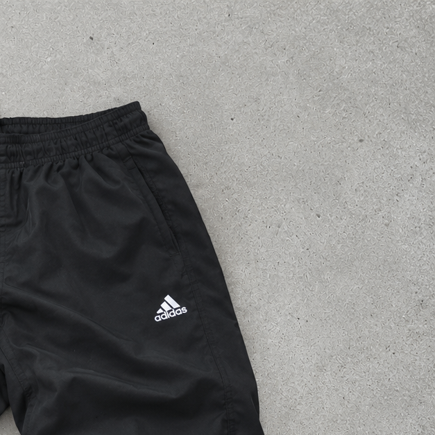 Adidas Shorts Schwarz Limited (S)